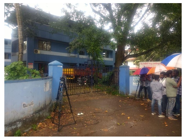 തെളിവുകൾ