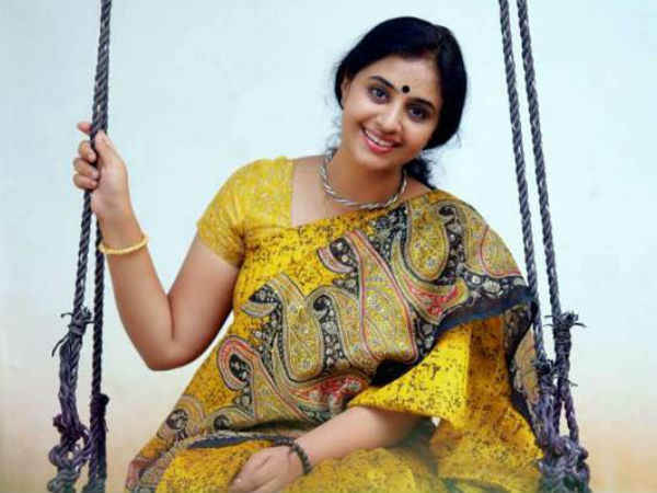 മുകേഷേട്ടനോട് ചോദിച്ചു