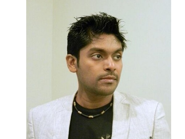 വിധു പ്രതാപ്