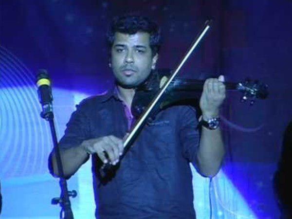 യുവജനോത്സവങ്ങളില്‍ 