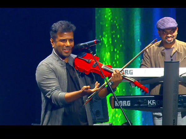  തനിച്ചായി ലക്ഷ്മി