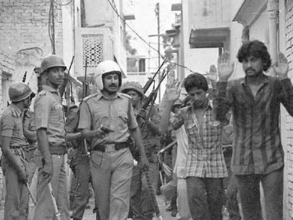 വര്ഗീയ കലാപത്തിനിടെ വര്ഗീയ കലാപത്തിനിടെ