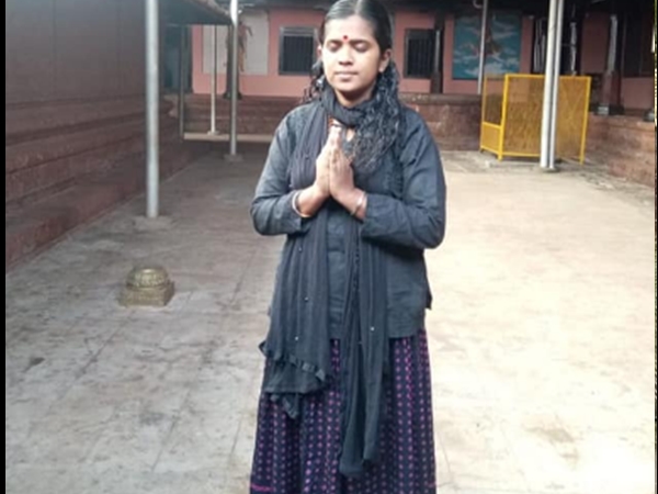  മലയില്‍ എത്തും