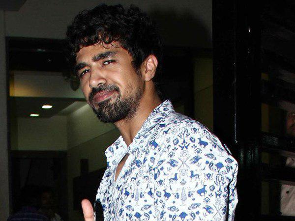 പെരുമാറാന് പെരുമാറാന്