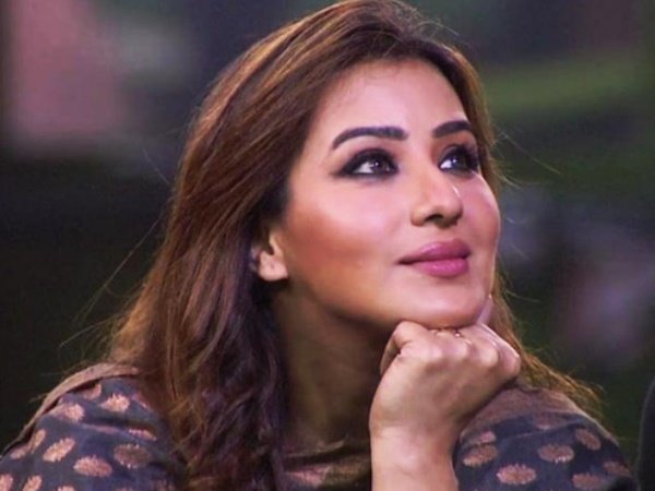 ബോളിവുഡ് മോശമല്ല