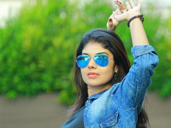 സിനിമയെ കല്ലെറിയരുത്