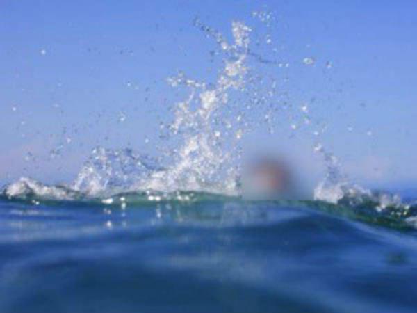  അധികൃതര്‍