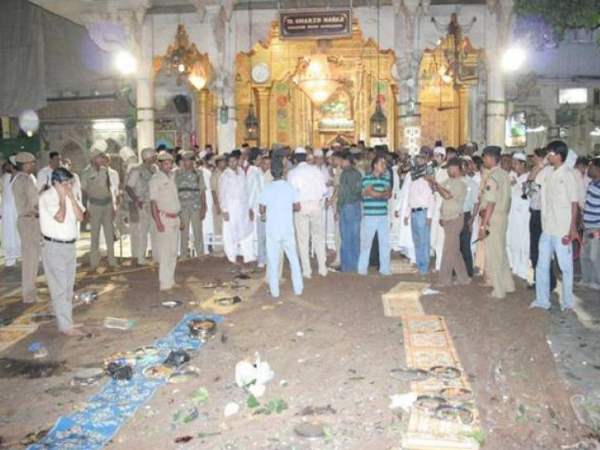 കൂടുതല്‍ സ്‌ഫോടനങ്ങളില്‍ പങ്ക്