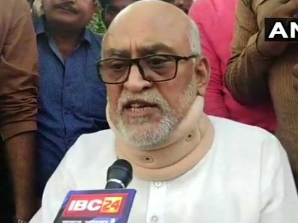 പട നയിച്ച് ചതുര്‍വേദി