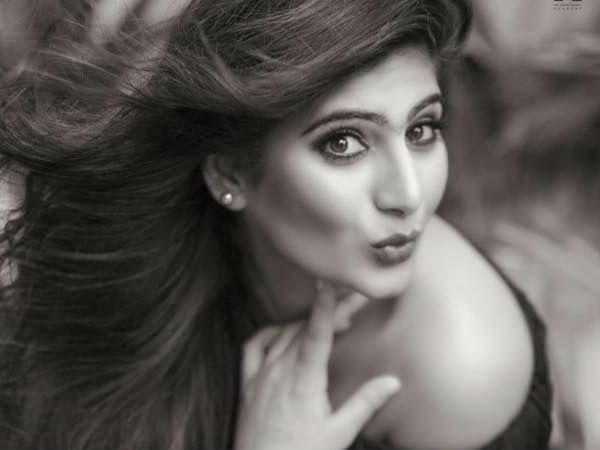 മാപ്പ് എഴുതി നല്‍കണം