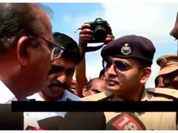  എസ്പി യതീഷ് ചന്ദ്രയോട്