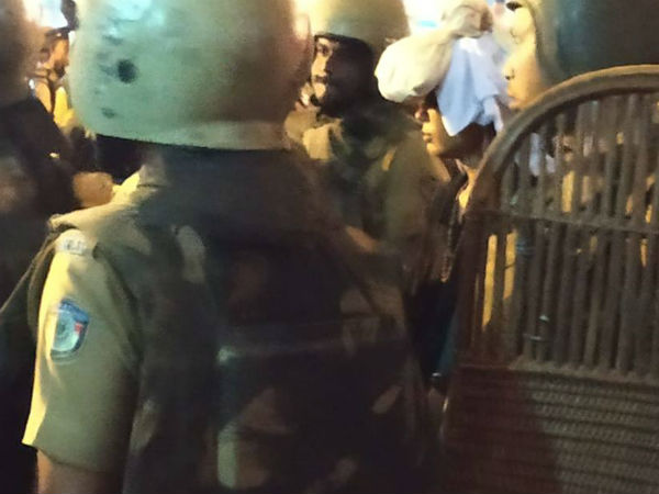ഇരുമുടിക്കെട്ടില്‍ സാനിട്ടറി നാപ്കിന്‍