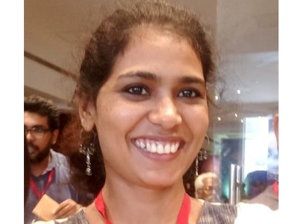  ആദ്യ പ്രതികരണം