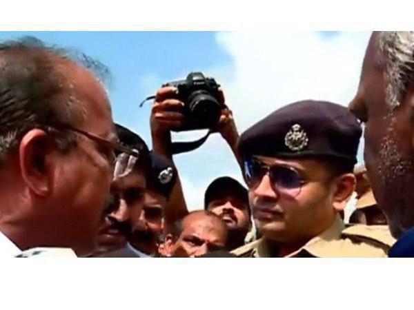 തട്ടിക്കയറി രാധാകൃഷ്ണൻ