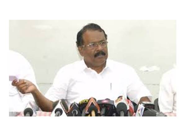 കൂട്ടുപ്രതികളാണ് ഞങ്ങള്‍