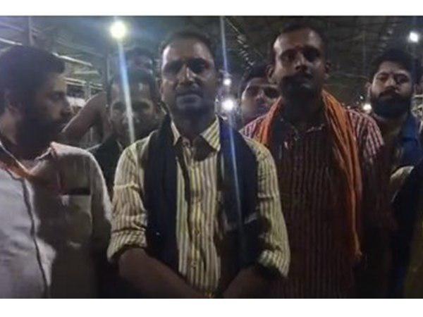  രണ്ട് മാര്‍ഗങ്ങള്‍