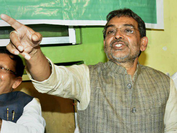 രാജിവെച്ചെങ്കിലും