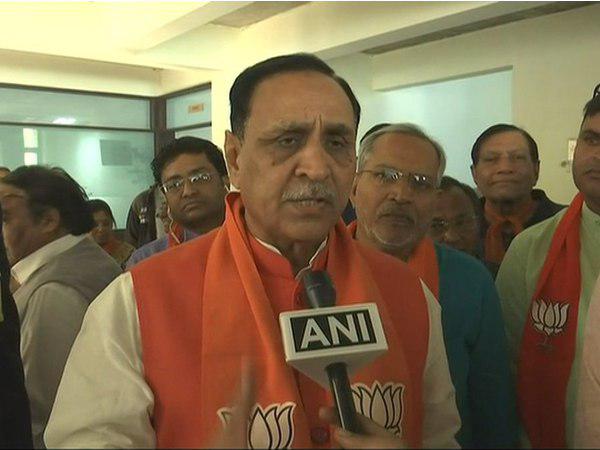 രാഹുലിനെതിരെ