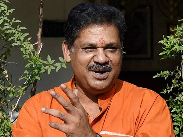 ബിജെപിയെ കയ്യൊഴിഞ്ഞു