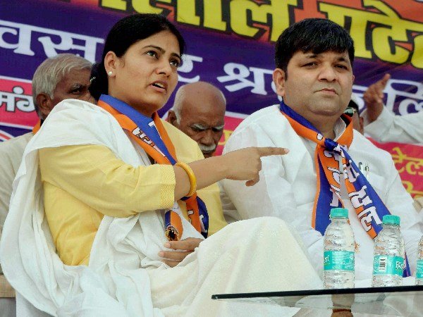  ബിജെപി നേതാക്കള്‍