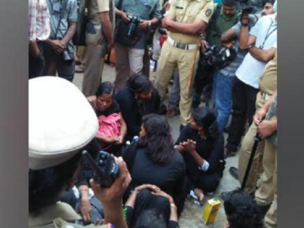 തടഞ്ഞാല്‍ സമരമെന്ന് അമ്മിണി