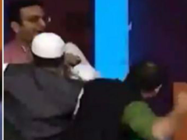 കയ്യാങ്കളിയിലെത്തിയതോടെ