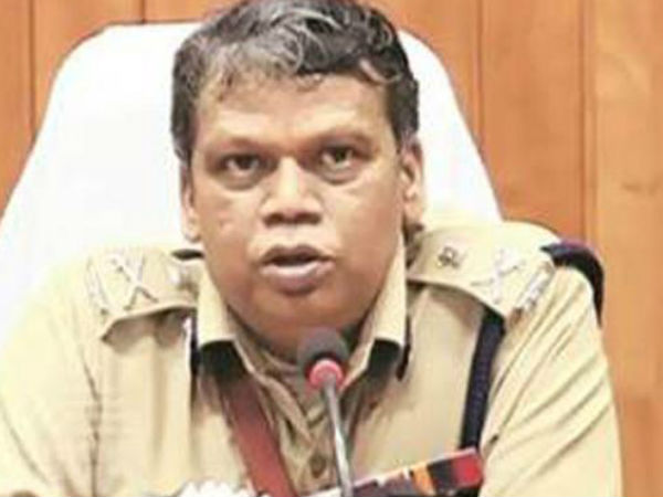  പോലീസിന്റെ വീഴ്ച