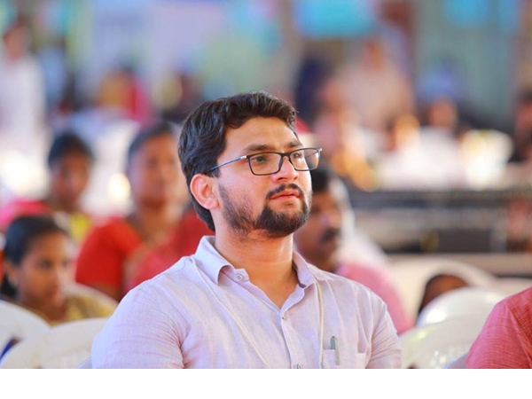 ഒന്നും പഠിപ്പിക്കുന്നുമില്ല