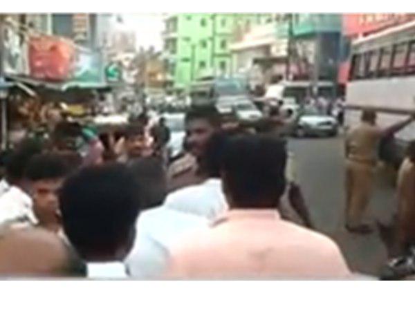 അഭിനന്ദന പ്രവാഹം