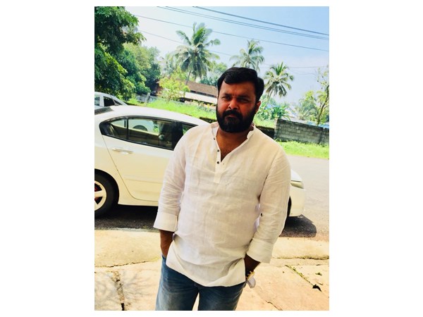  വീട്ടില്‍ വെച്ച്