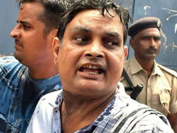 രഹസ്യ ഭാഗങ്ങളില് മര്ദ്ദിക്കും രഹസ്യ ഭാഗങ്ങളില് മര്ദ്ദിക്കും