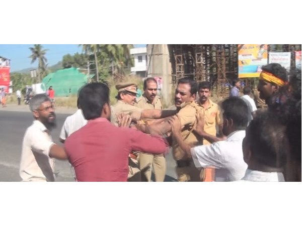 തൃപ്രയാറില്‍ ഹര്‍ത്താല്‍ പൂര്‍ണം; സംഘര്‍ഷം