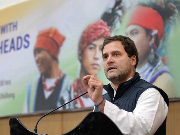 മധ്യവര്ഗത്തെ പിടിക്കാന് മധ്യവര്ഗത്തെ പിടിക്കാന്