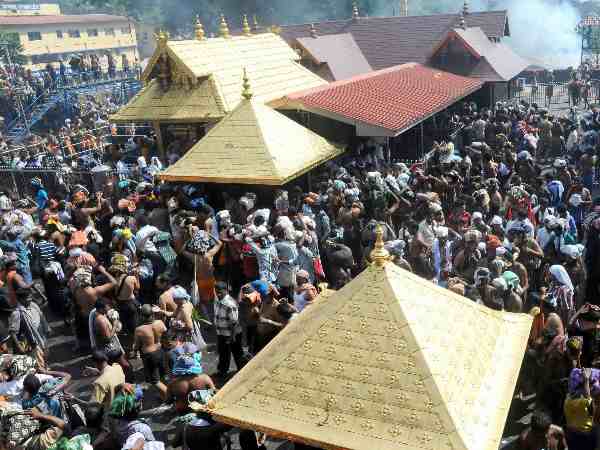  25 പേര്‍ അടങ്ങുന്ന സംഘം