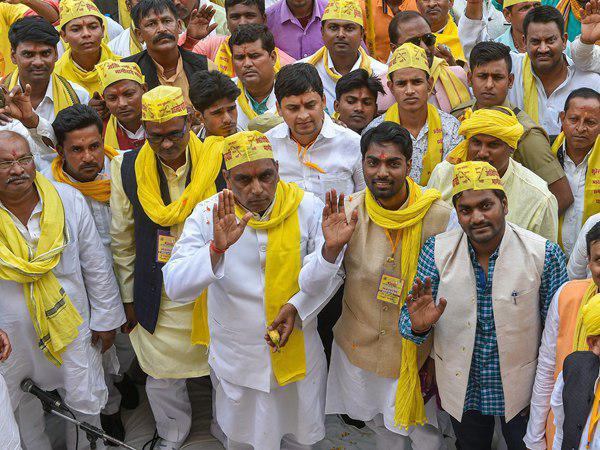  തിരിഞ്ഞ് നോക്കുന്നില്ല