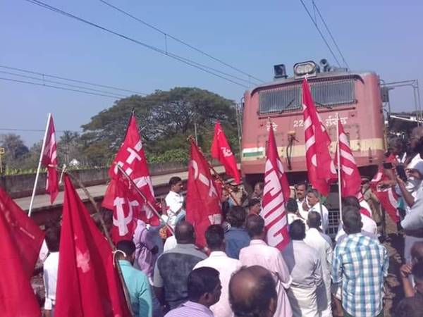 തൃപ്രയാറില് പൂര്ണം തൃപ്രയാറില് പൂര്ണം
