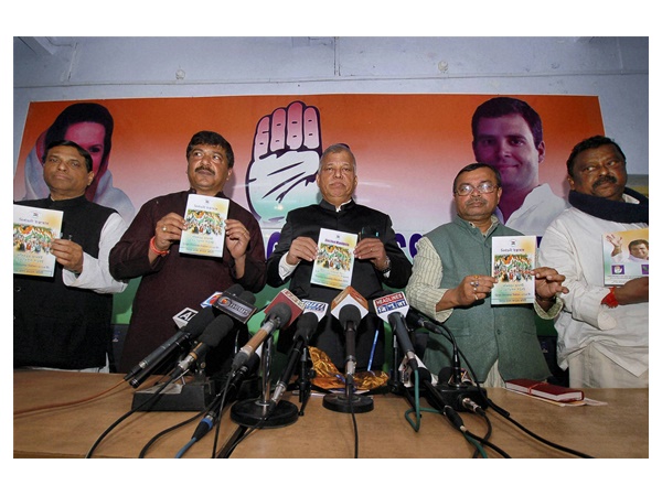 പ്രതിഷേധിച്ച് രാജി പ്രതിഷേധിച്ച് രാജി