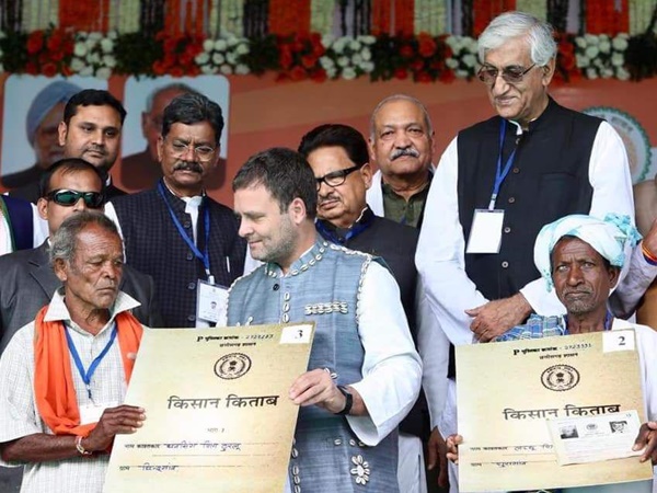 ആദിവാസികളുടെ മണ്ണുംകാടും