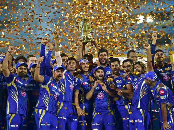 കുടിവെള്ളം വേണോ പിച്ച് നനക്കണോ? കുടിവെള്ളം വേണോ പിച്ച് നനക്കണോ?