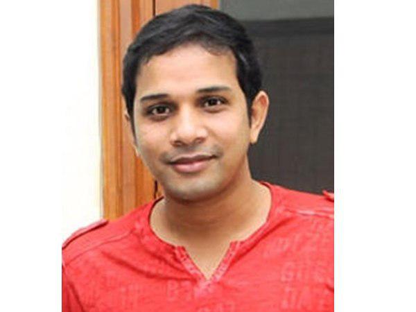 തൊടാനും അനുഭവിക്കാനും ആഗ്രഹമുണ്ട്