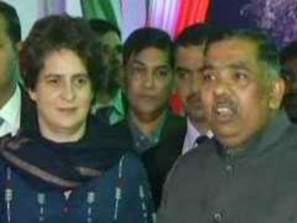  നാല് സീറ്റുകള്‍