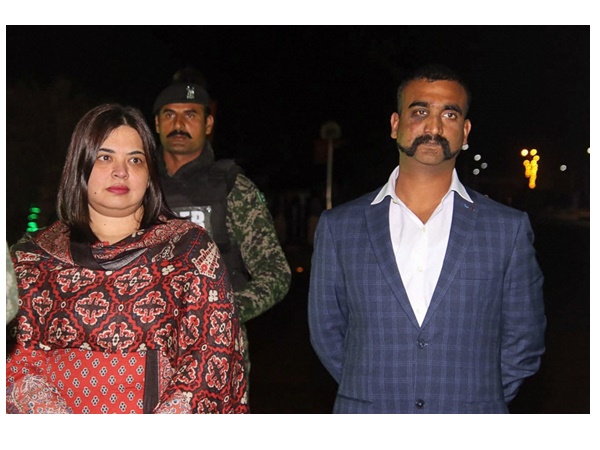 തേയിലപ്പൊടി പരസ്യം