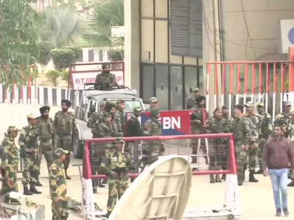 മര്ദനമേറ്റോ മര്ദനമേറ്റോ