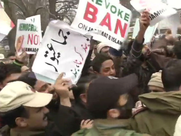 വൻ പ്രതിഷേധം 