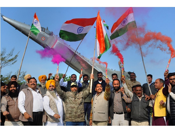  സ്ത്രീകള്‍ക്ക് പ്രാധാന്യം