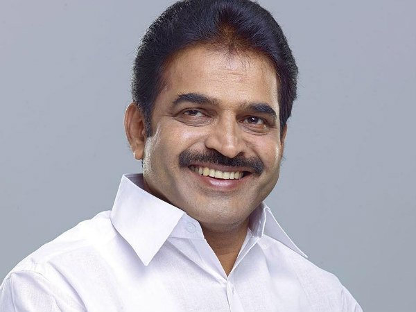 വേണുഗോപാല്‍ പിന്മാറിയത്