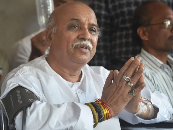 തൊഗാഡിയയുടെ ലക്ഷ്യം തൊഗാഡിയയുടെ ലക്ഷ്യം