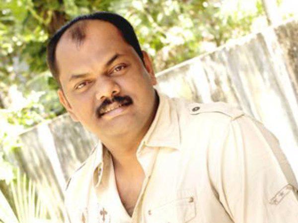  വീട്ടില്‍ കയറി ആക്രമിച്ചു