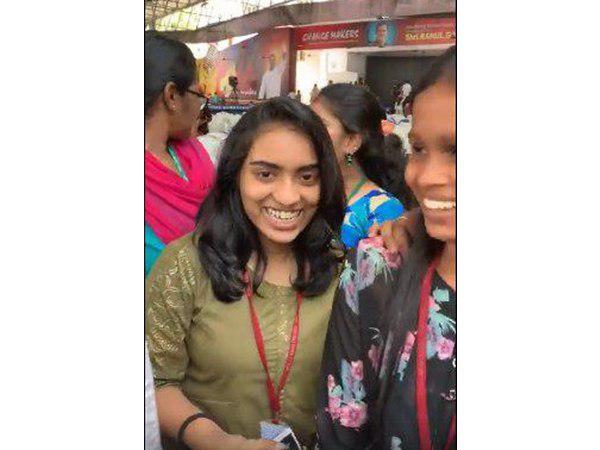  മോദിക്ക് ധൈര്യമില്ലേ