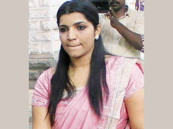 ഒറ്റയാള്‍ പോരാട്ടം 
